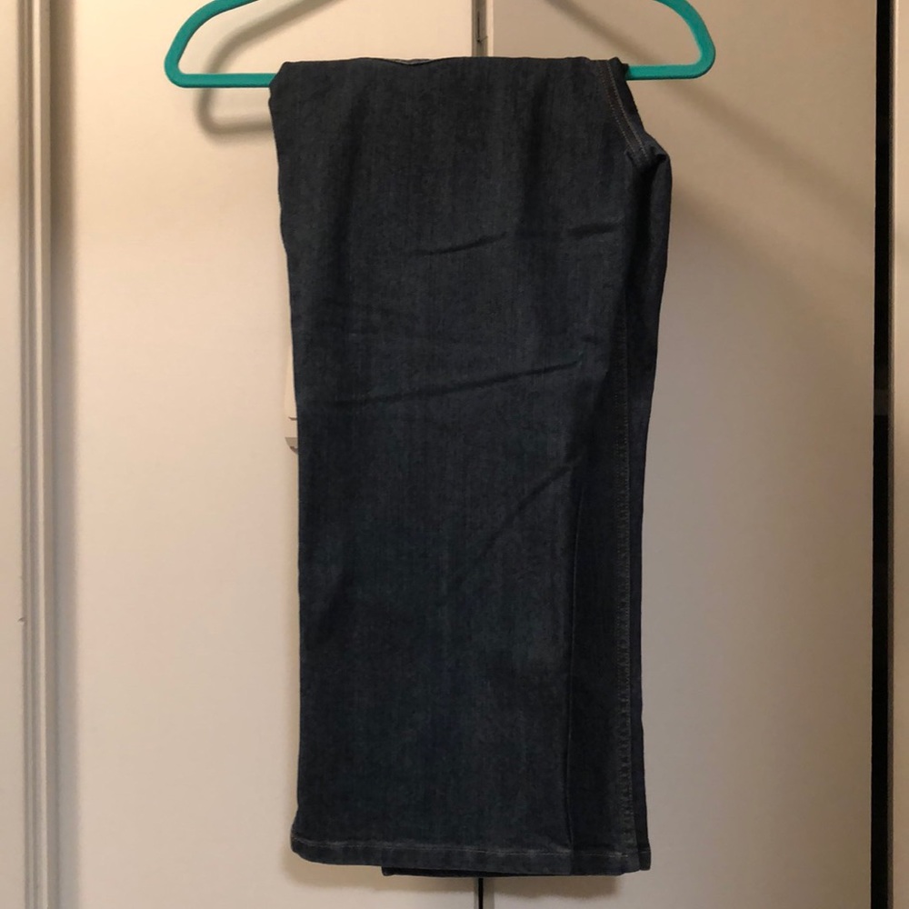 Liz Claiborne Cropped Jeans